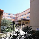 Le Nereidi Hotel&residence Szálloda La Maddalena