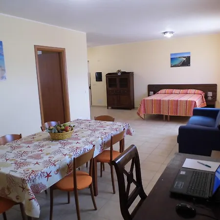 Le Nereidi & Con Piscina-tennis-fitness-parcheggio Coperto-sala Conferenze 3*