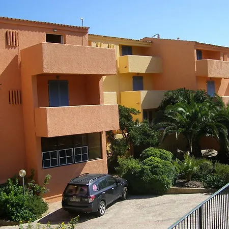 Le Nereidi & Con Piscina-tennis-fitness-parcheggio Coperto-sala Conferenze Ξενοδοχείο
