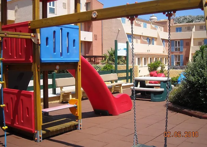 Le Nereidi & Hotel 3*