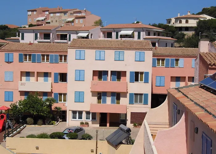 Le Nereidi & Hotel 3*