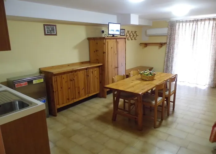 Le Nereidi & La Maddalena (Sassari)